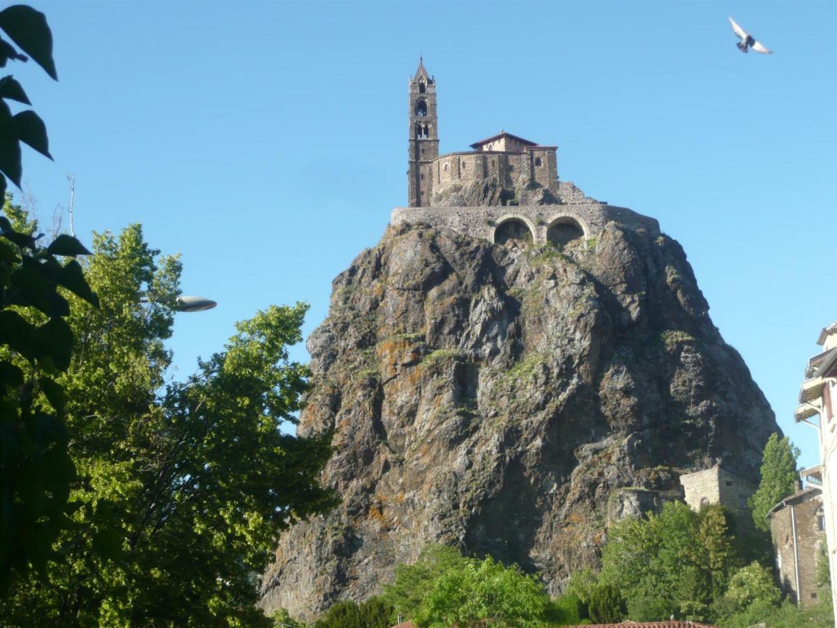 Le Petit Dyke Apartment Le Puy-en-Velay Екстериор снимка